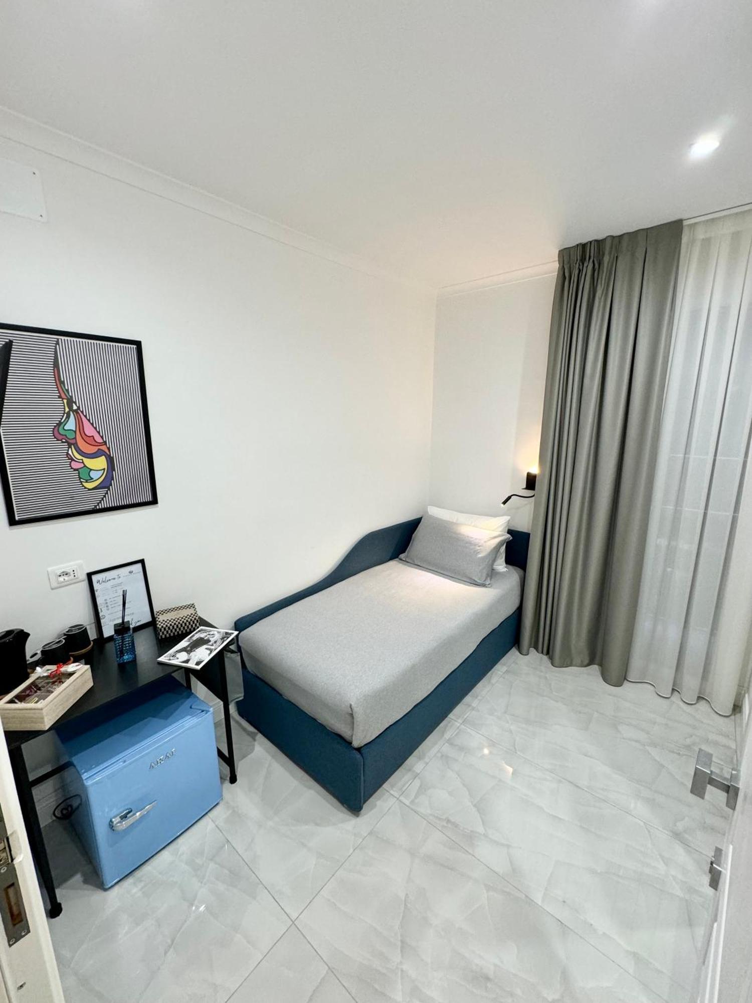 Carafa Rooms Napoli Esterno foto