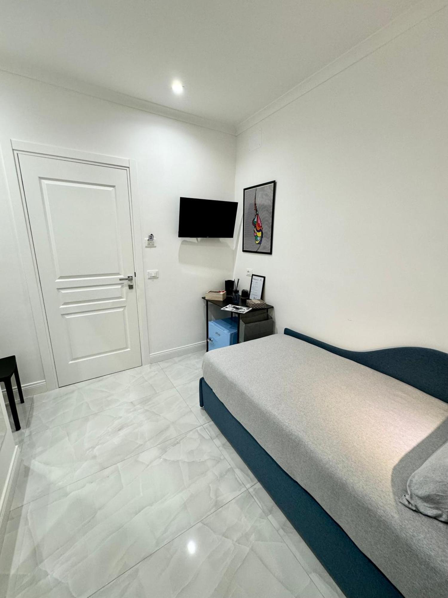 Carafa Rooms Napoli Esterno foto